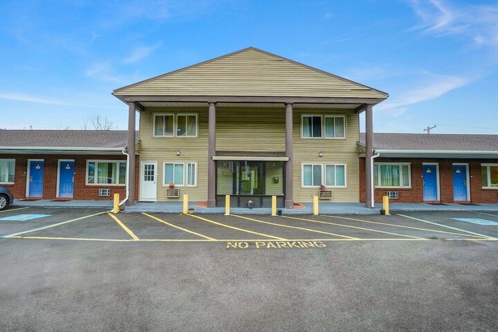 Hotel 3 of 25