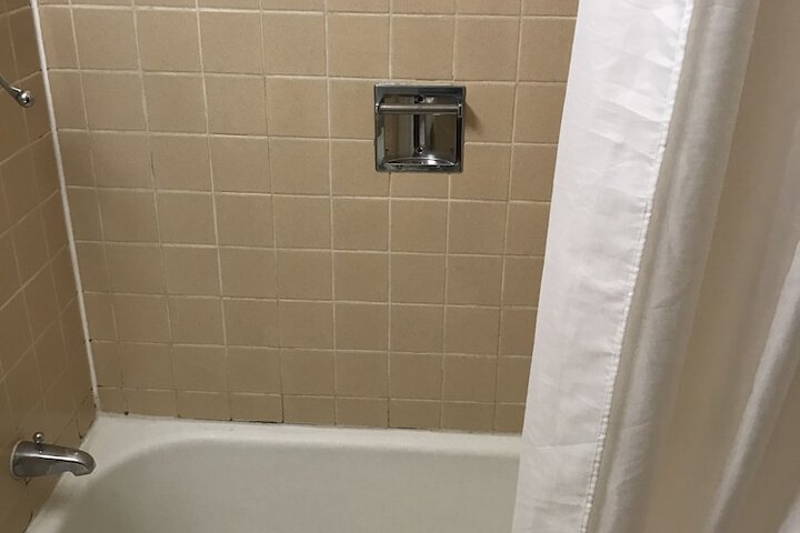 Room 44 of 61
