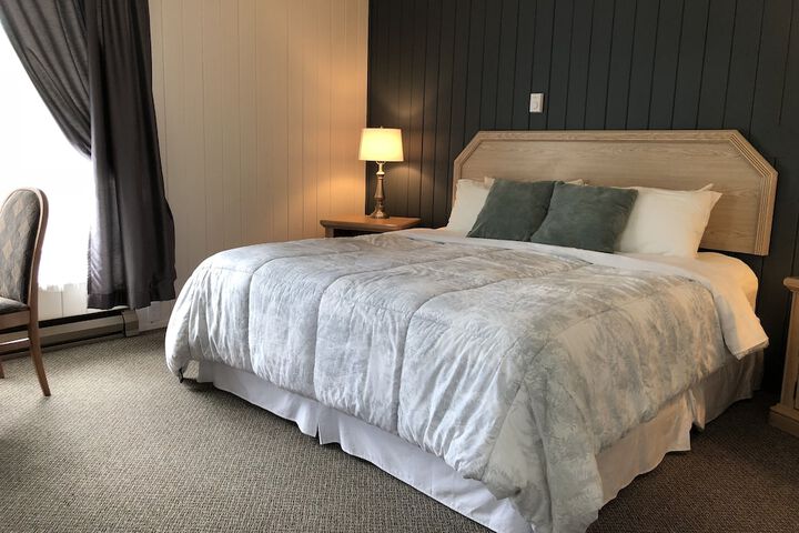 The Piccadilly Motel