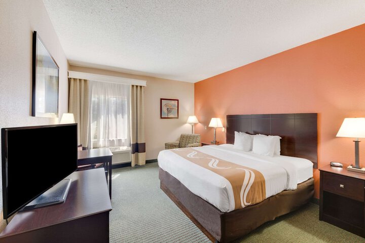 Room 18 of 41