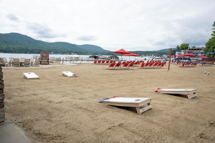Scottys Lakeside Resort