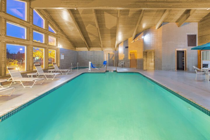 Pool 2 of 34