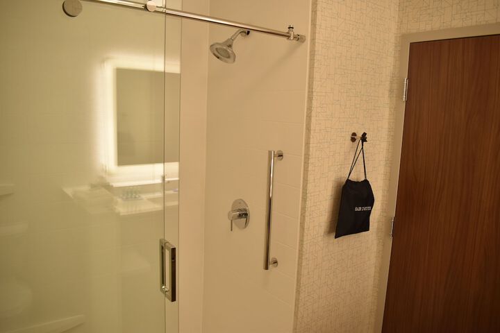 Room 14 of 44