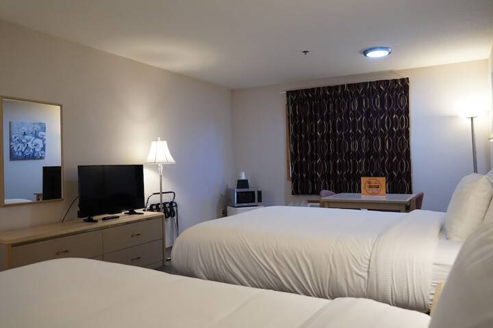 Timberland Inn & Suites