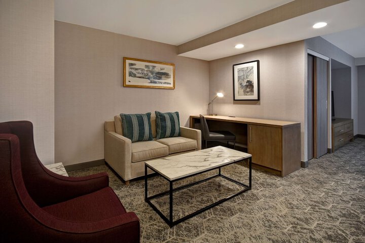 Room 44 of 71