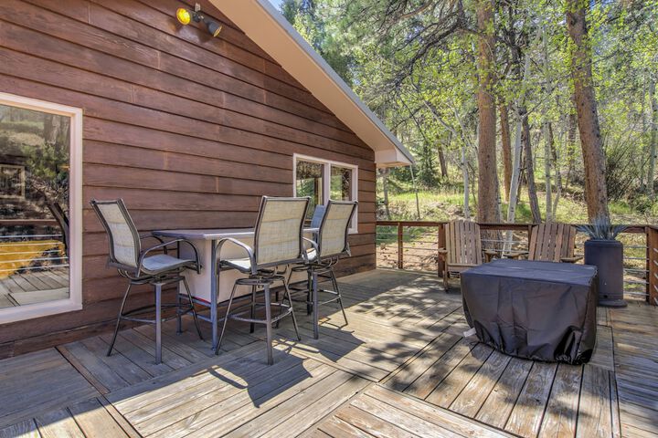 Adventure Cabin