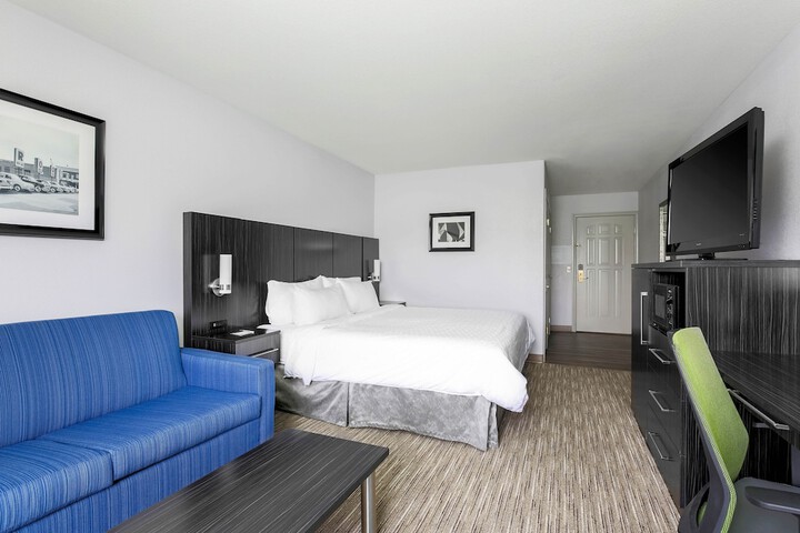 Holiday Inn Express Lancaster by IHG