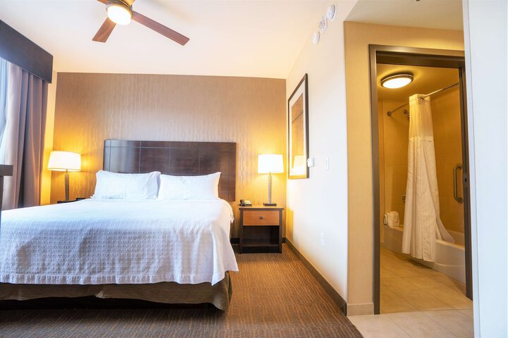 Room 75 of 118