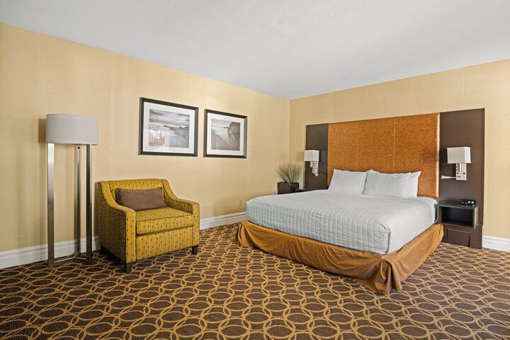 Room 133 of 161