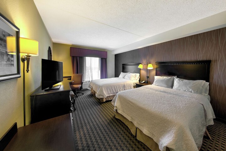 Room 16 of 42