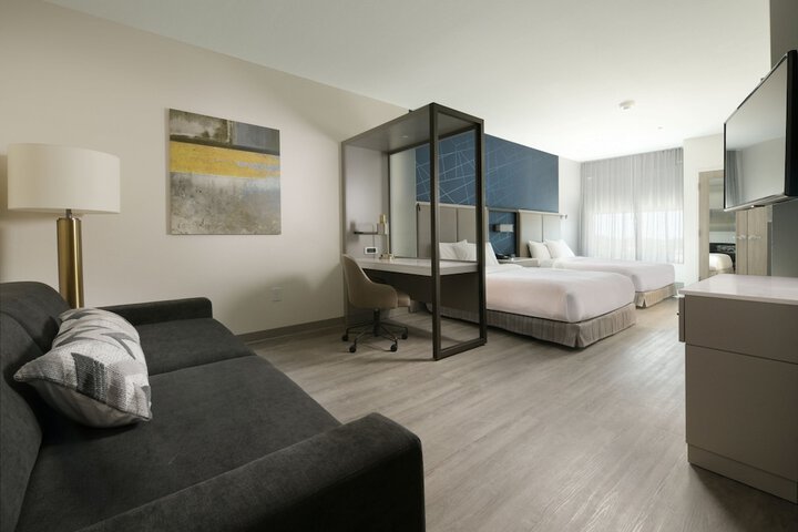 Room 19 of 35