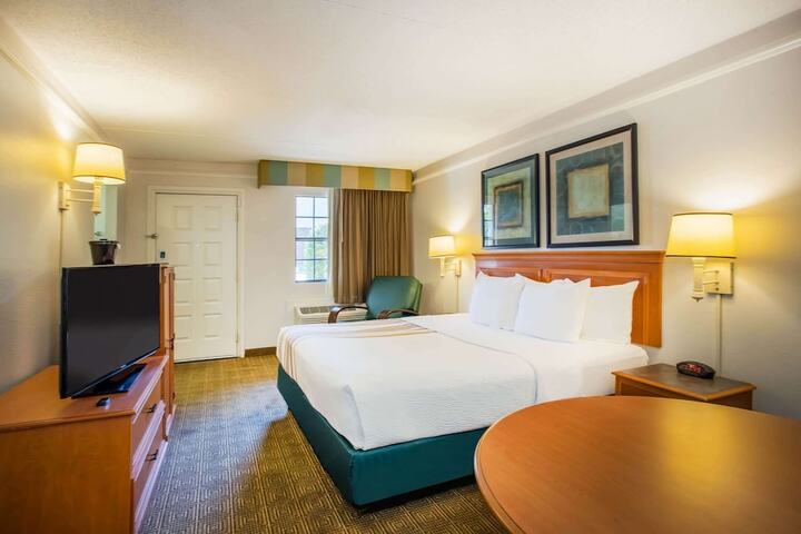 Room 44 of 58