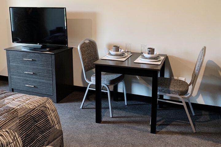 Room 17 of 27