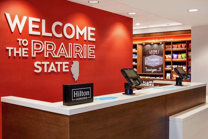 Hampton Inn & Suites Chicago Waukegan