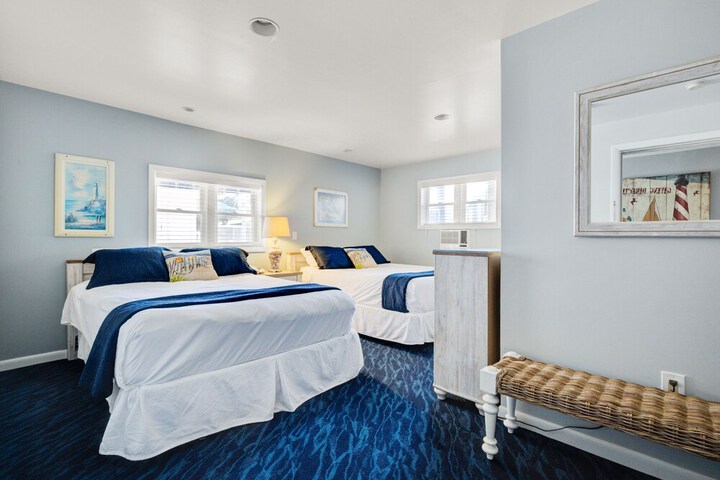 Surf City Hotel