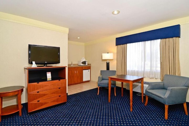 Room 20 of 26