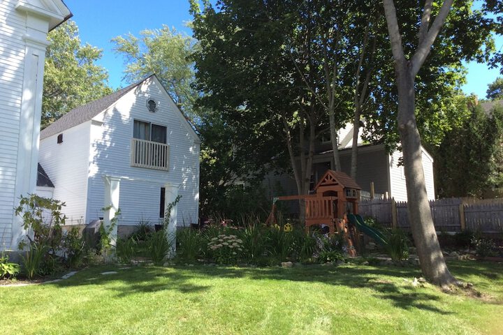 Old parsonage B & B