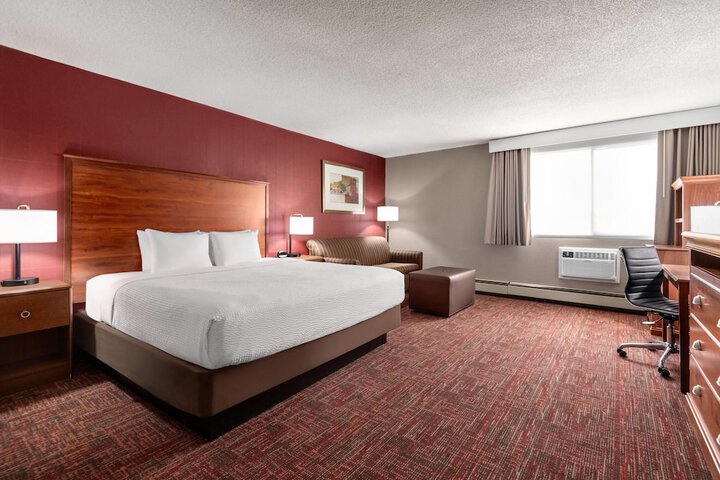 Ramada by Wyndham Grand Forks