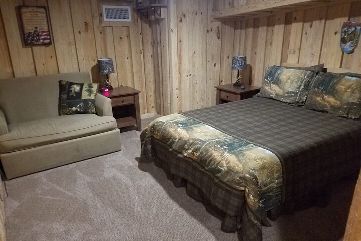 Room 15 of 32