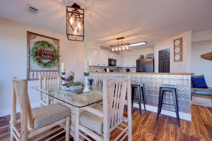 Canyon Lake Vacation Rental w / Lake Views