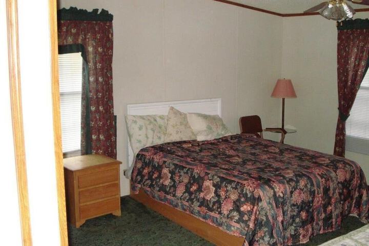 Room 13 of 44