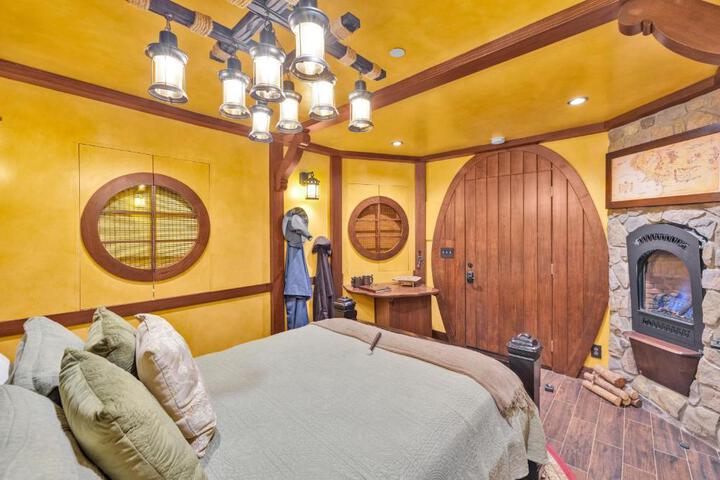 Victorian Mansion Bed and Breakfast Inn