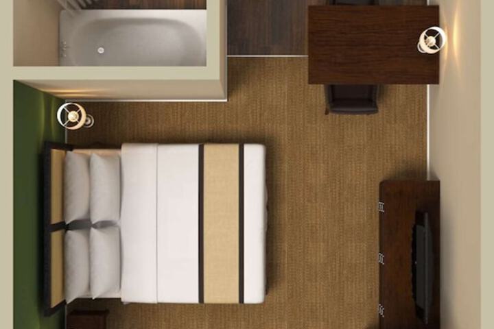 Room 18 of 38