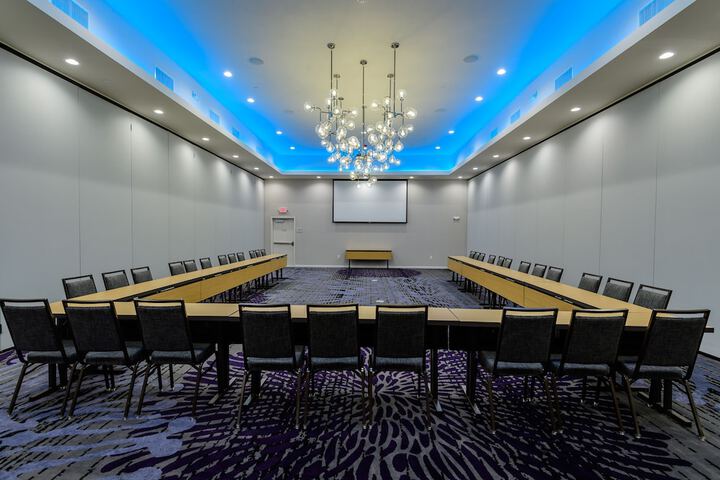 Courtyard by Marriott Lake Jackson