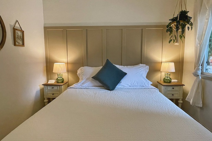 Room 52 of 70