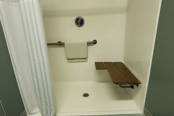 Room 26 of 44