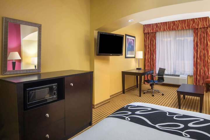 Room 47 of 81