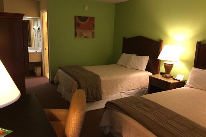 RIVER ROCK INN