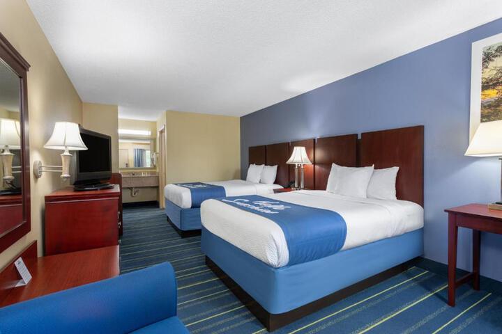 Days Inn by Wyndham Chipley