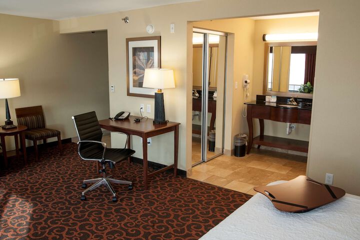 Room 30 of 87