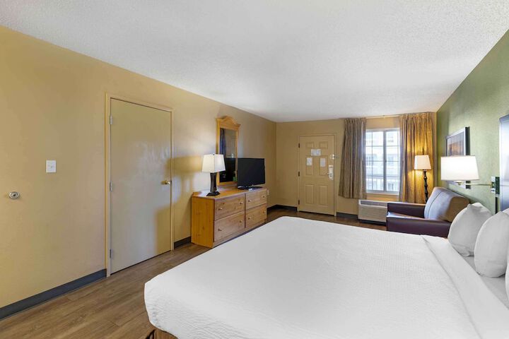 Extended Stay America Select Suites Denver Cherry Creek