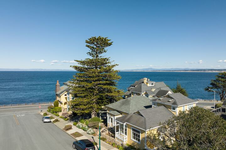 Seven Gables Inn on Monterey Bay a Kirkwood Collection Property