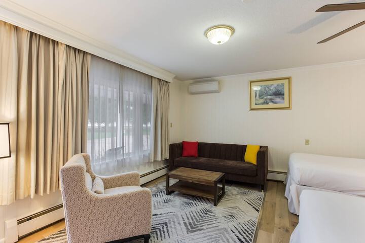 The Palmer House Resort an Ascend Collection Hotel