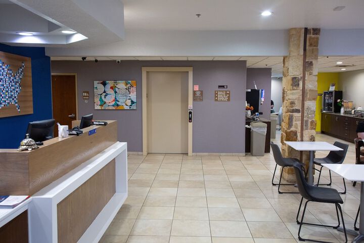 Microtel Inn & Suites by Wyndham Searcy