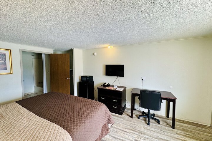 Room 20 of 40