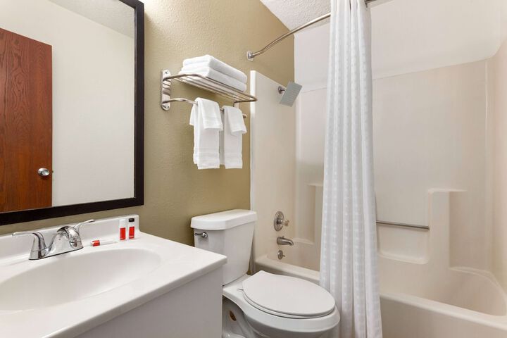 Room 15 of 41