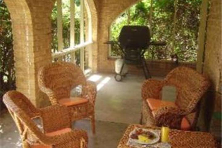 Allas Historical B & B