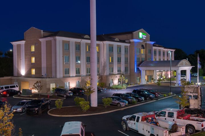 Hotel 8 of 69