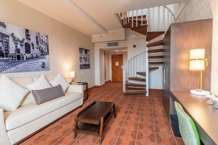 Room 22 of 52
