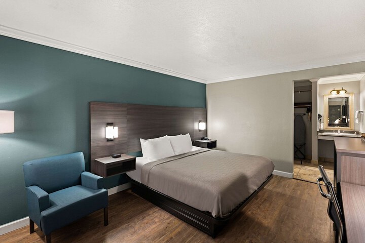 Quality Inn Ocean Springs - Biloxi East
