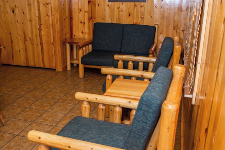 Montauk Lodge