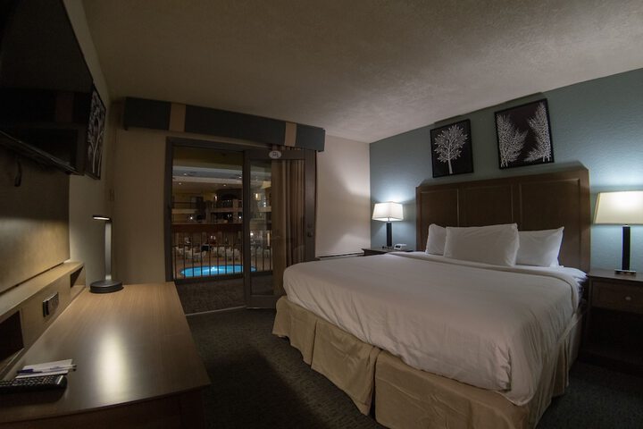 Room 14 of 66