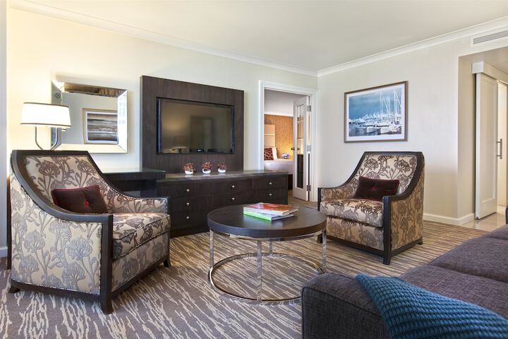 Room 46 of 87