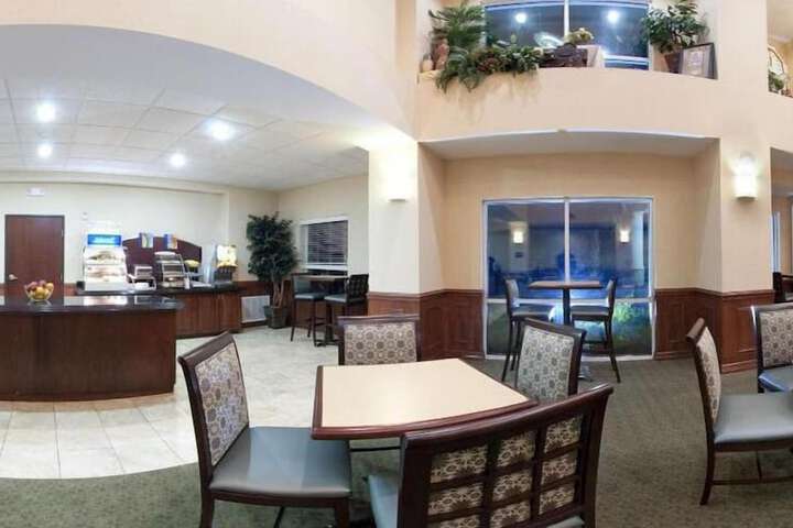 Holiday Inn Express & Suites Lufkin South by IHG