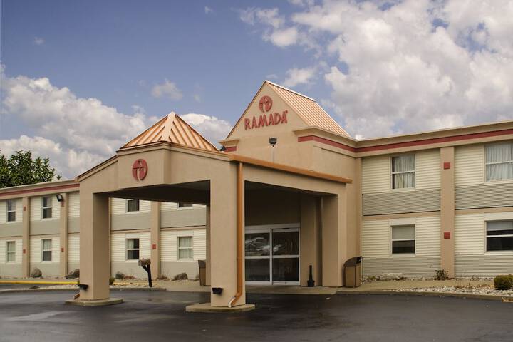 Hotel 2 of 34