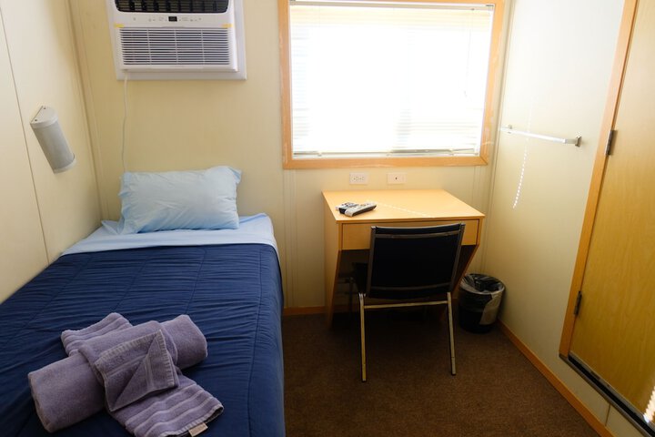 Room 9 of 46